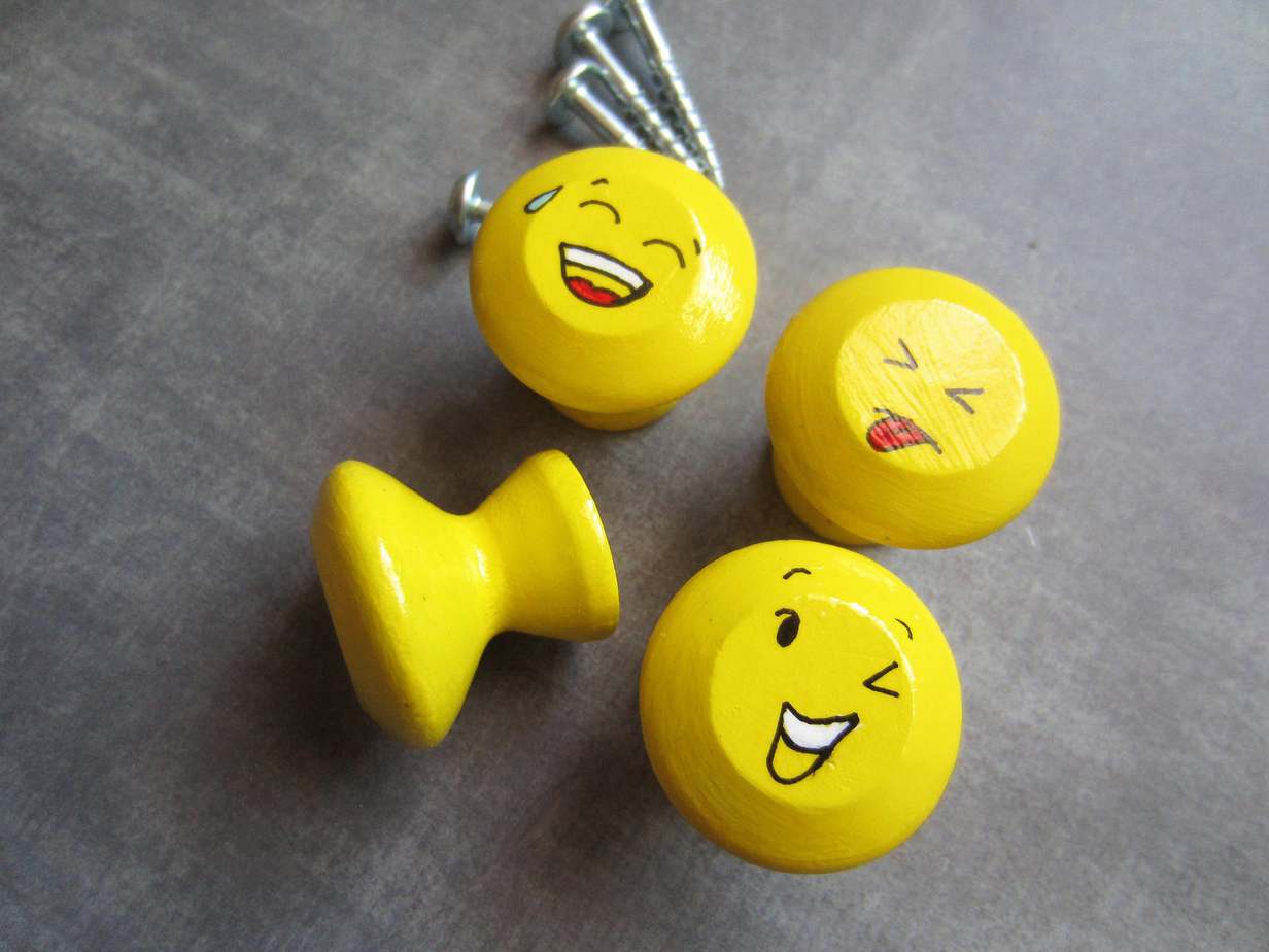 emoji drawer pulls