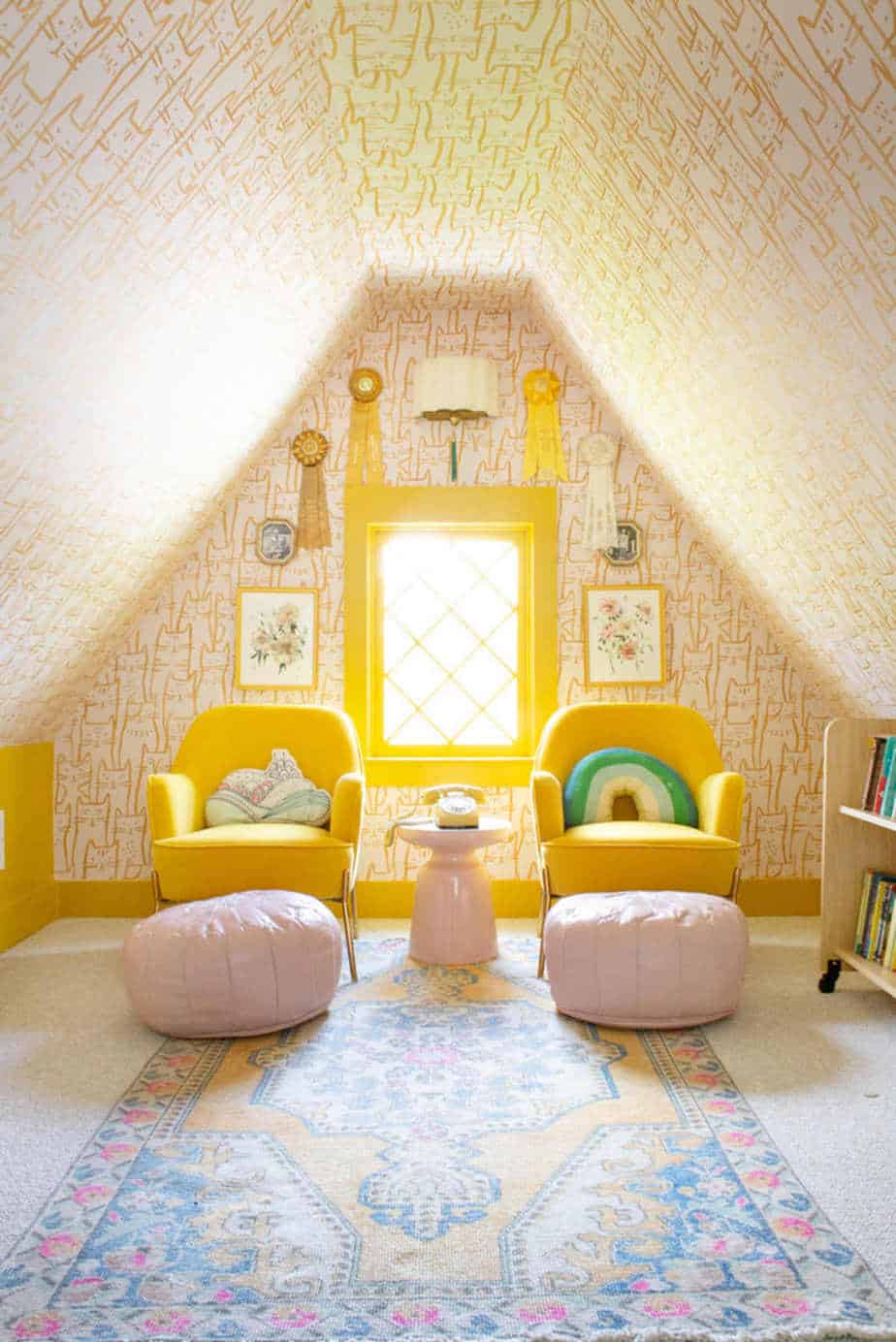 yellow window trim