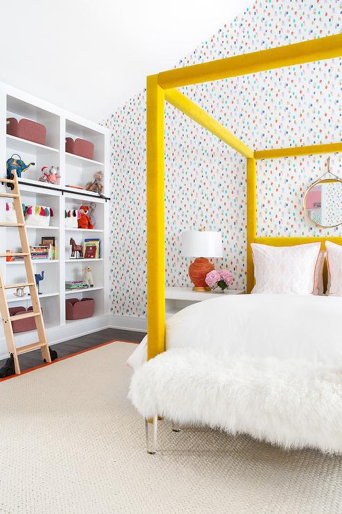 yellow canopy bed