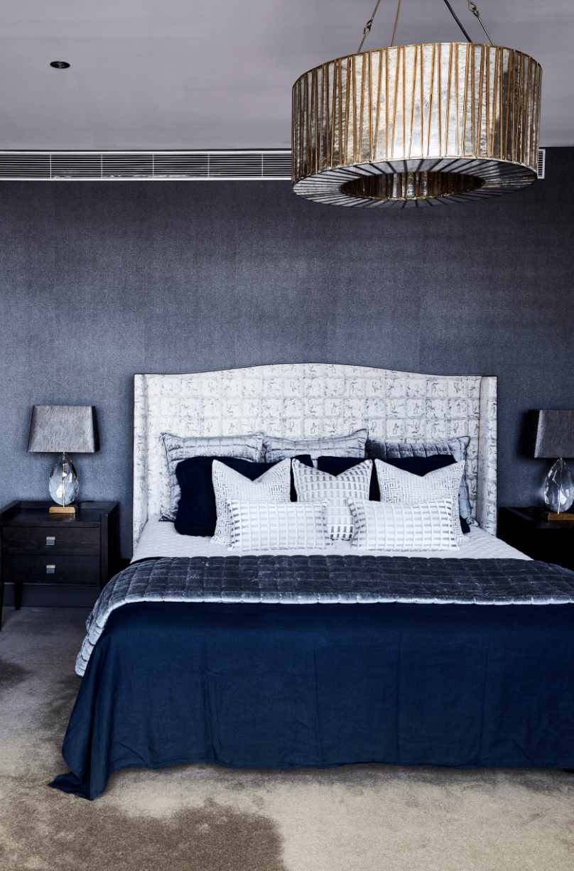 Moody Blue Vibes
