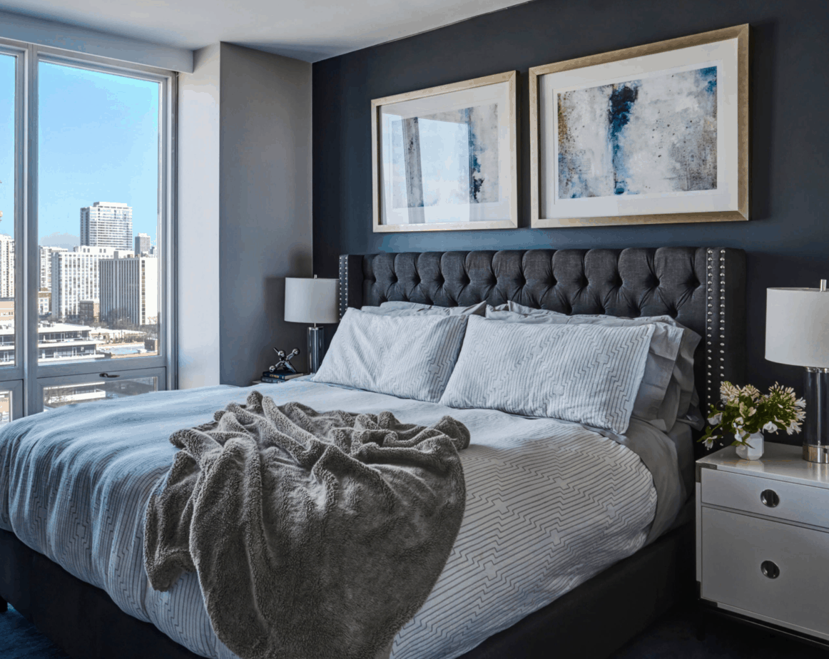 dark blue accent wall