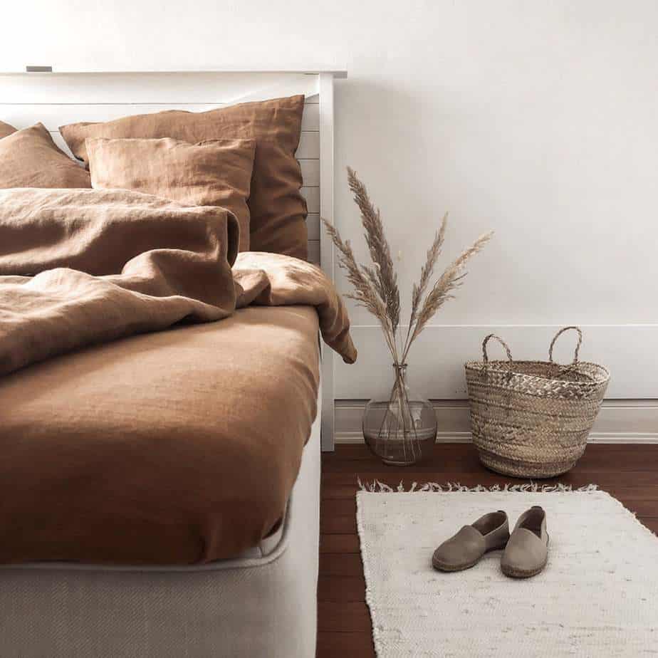 earth tones