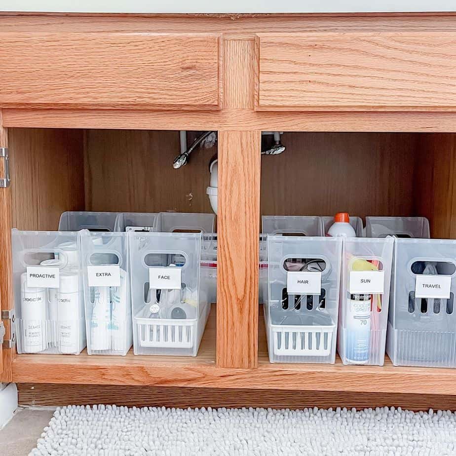 Labeled Bins