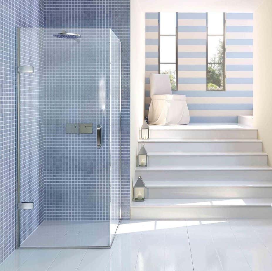 blue and white stripes