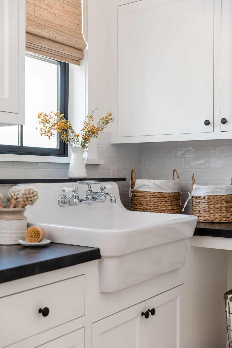 farmhouse sink