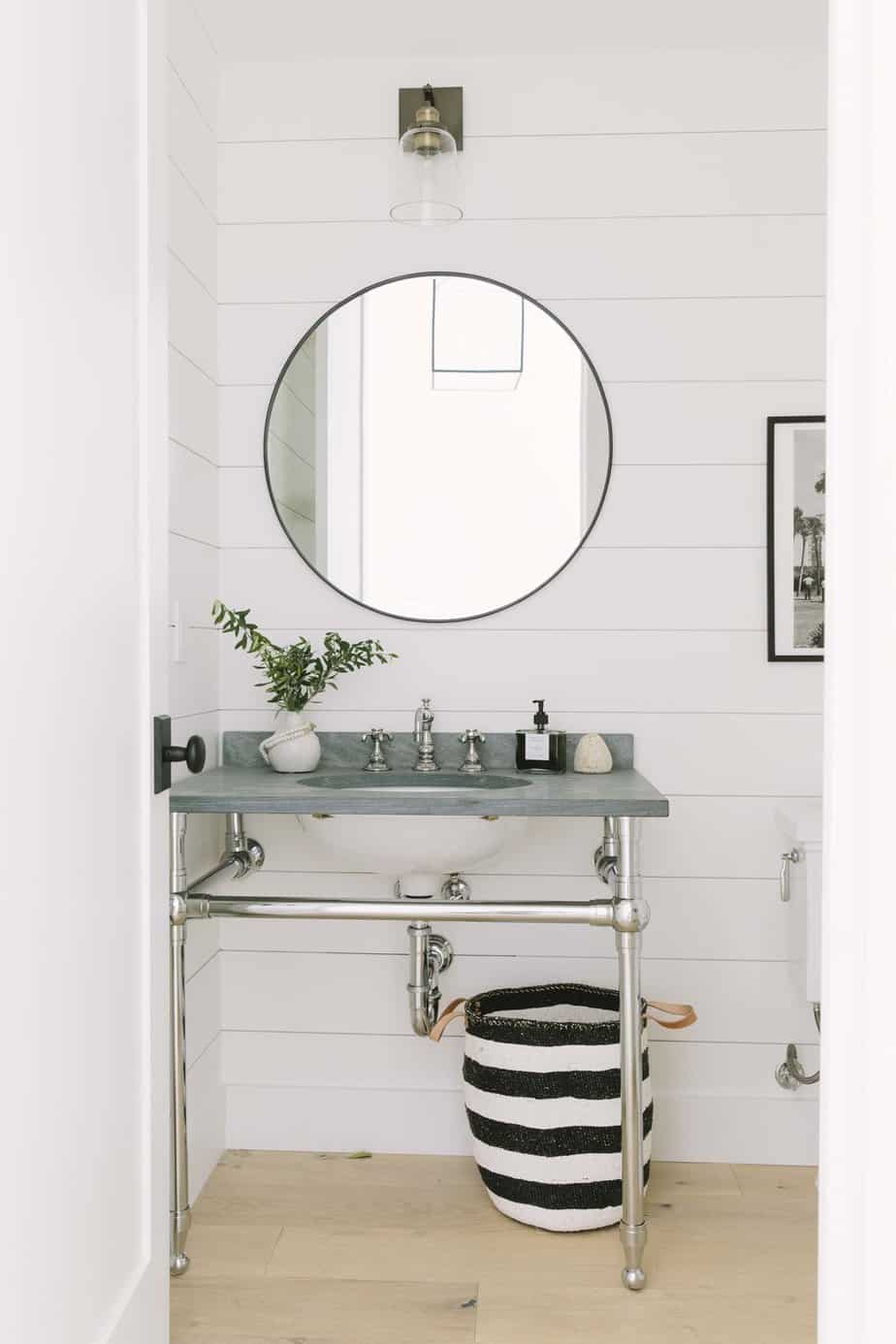 console sink