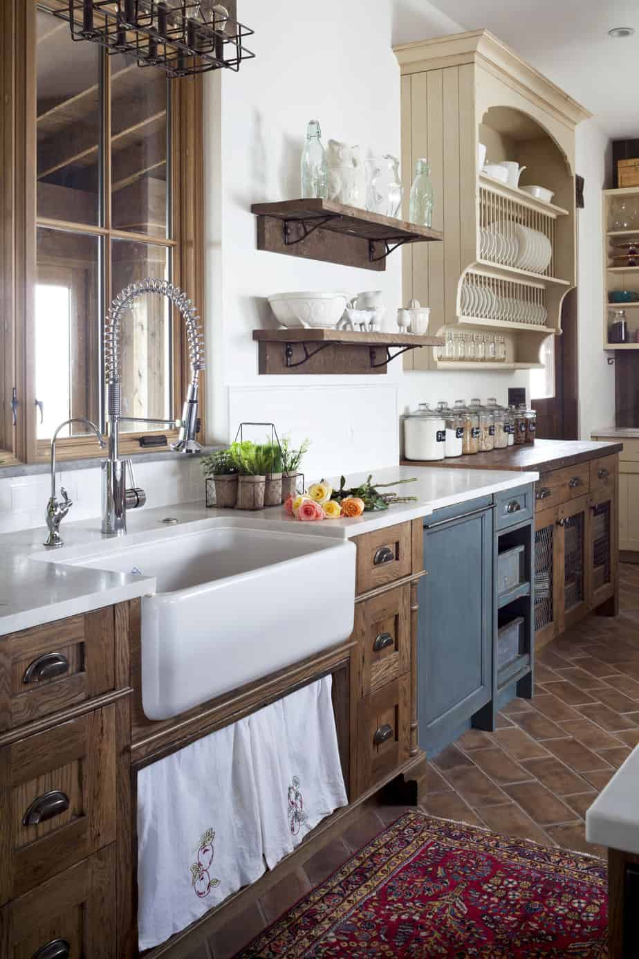 skirted kitchen sink