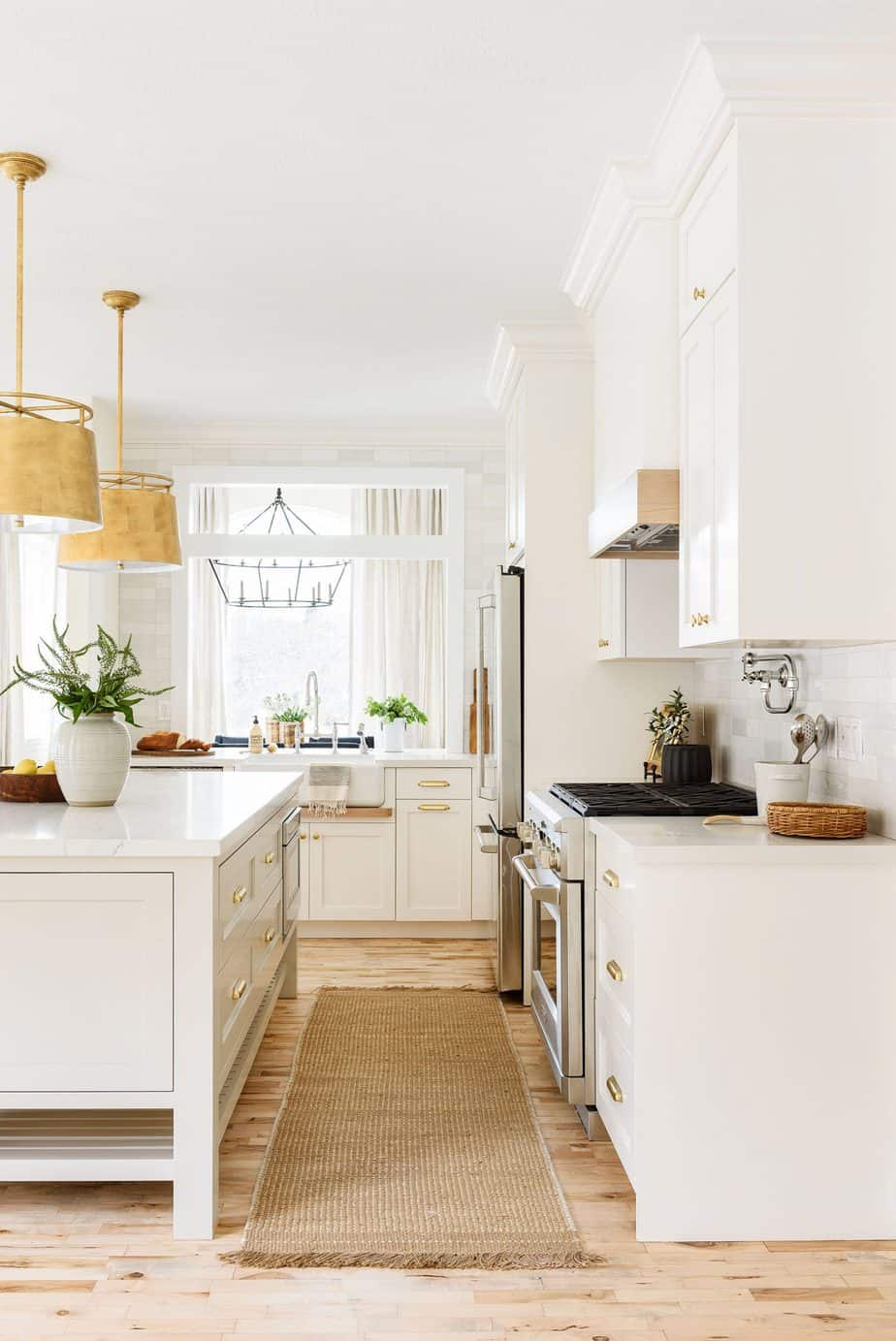 benjamin moore simply white