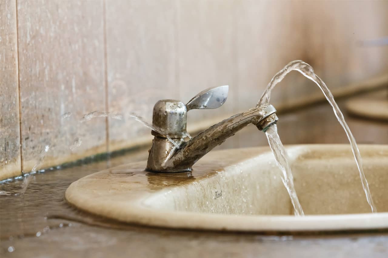 Faucet Leaks At Base When Turned On