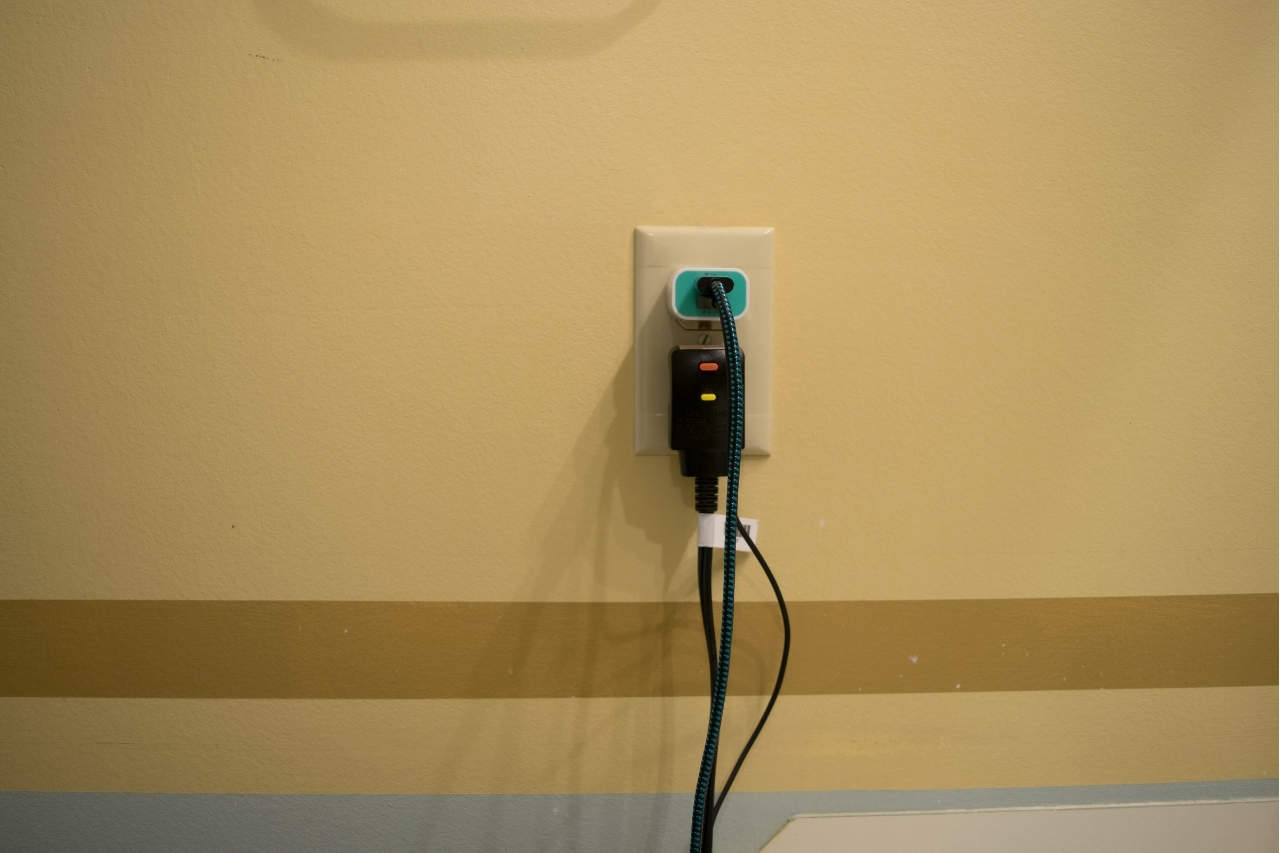 Bathroom Outlet Not Working