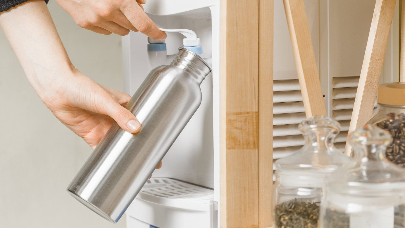 eco swaps for a sustainable life - use a water bottle