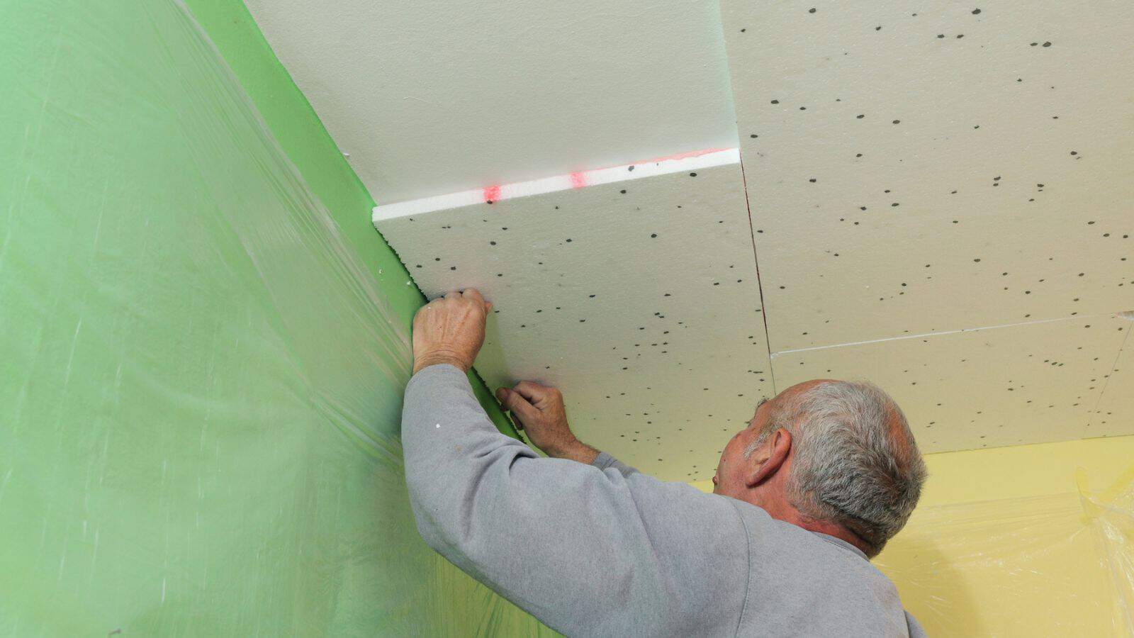insulating the ceiling