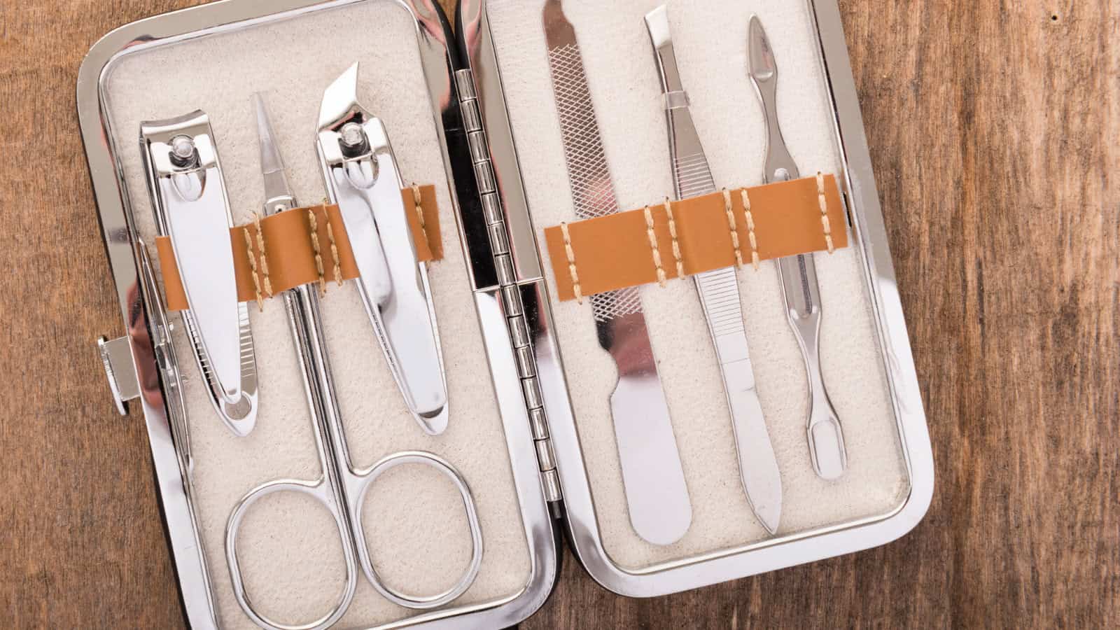 manicure tools