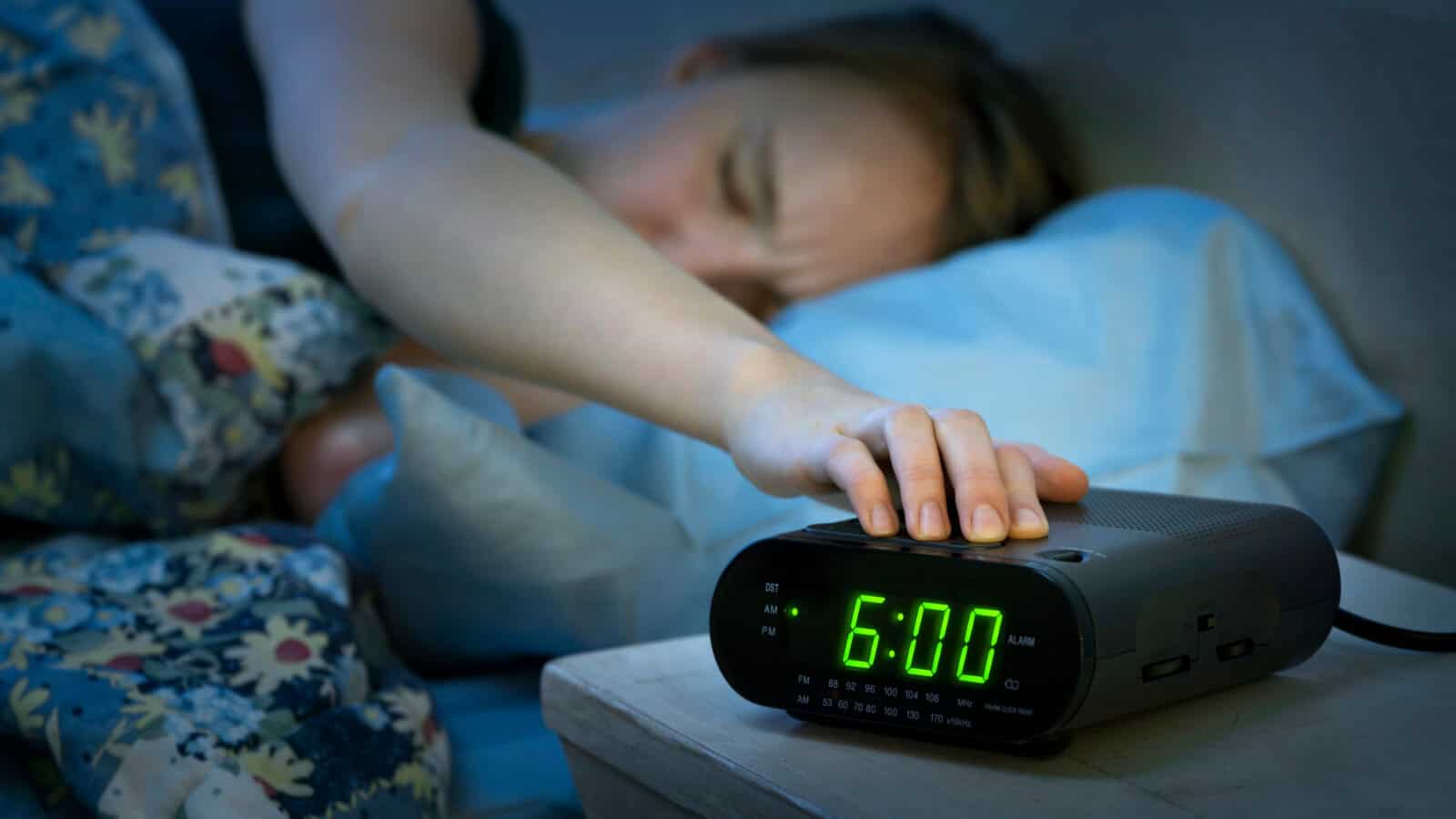 smart home tech - smart alarm clock