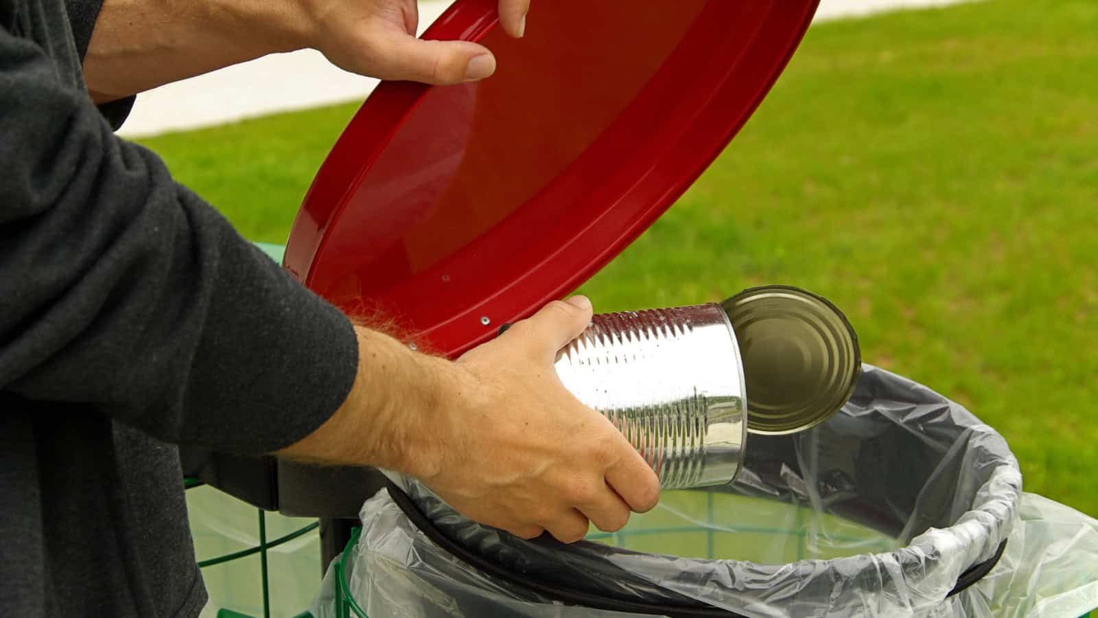 trash can