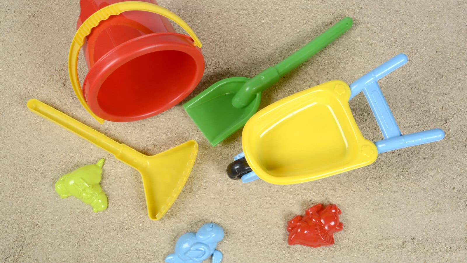 things you can wash in a dishwasher - toys