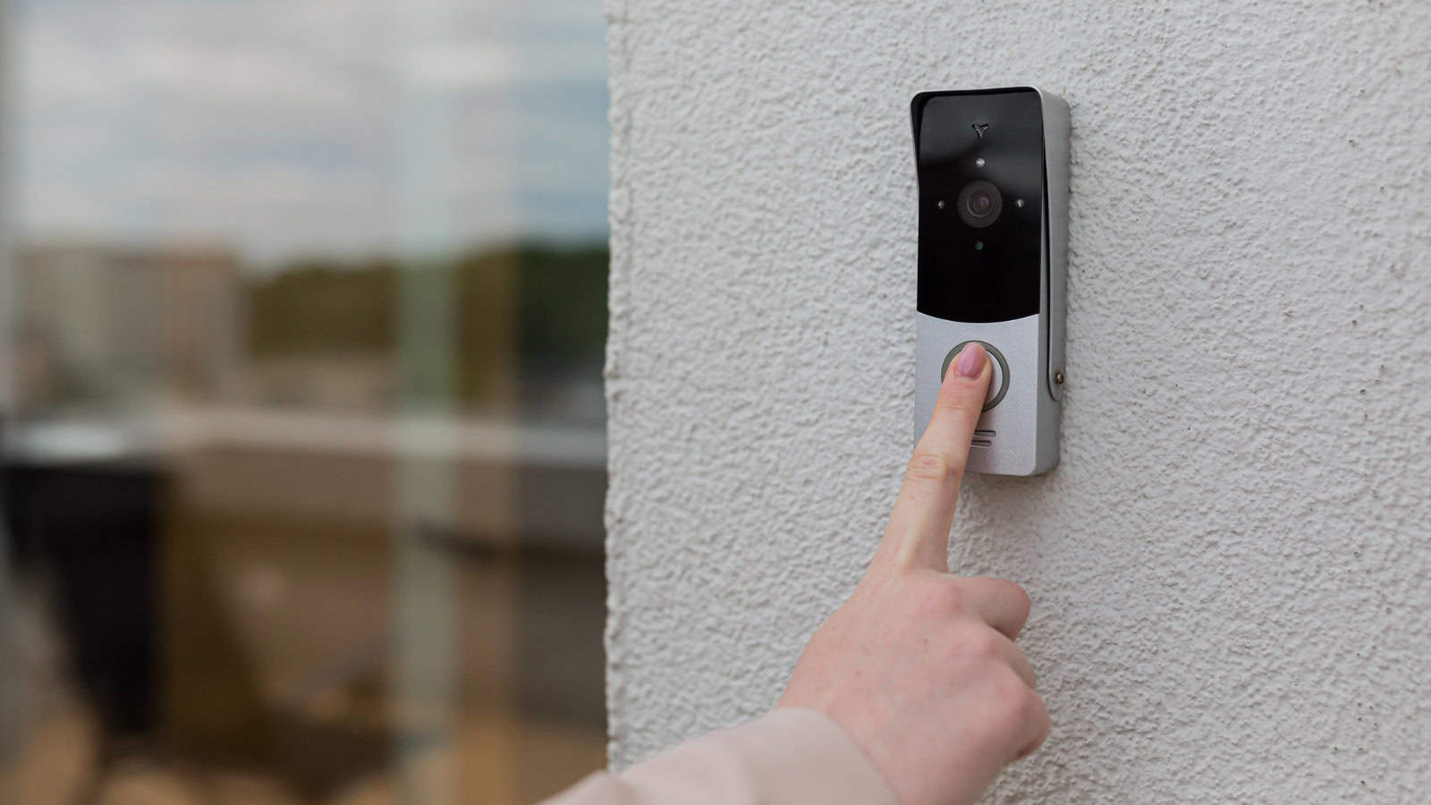 smart home tech - video doorbell