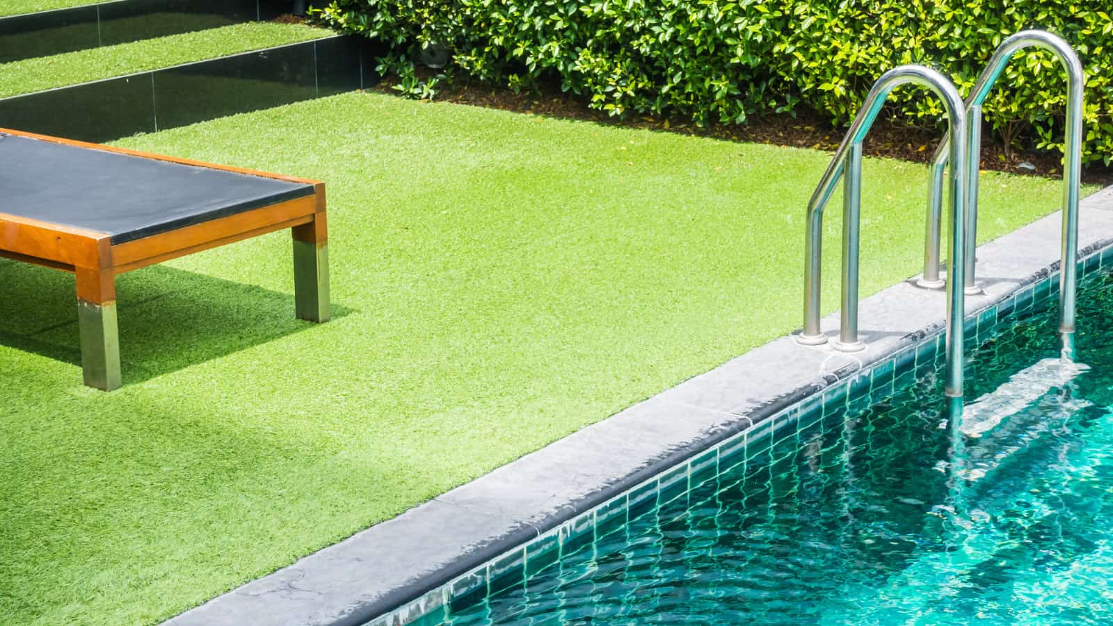 pool surround ideas - artificial grass