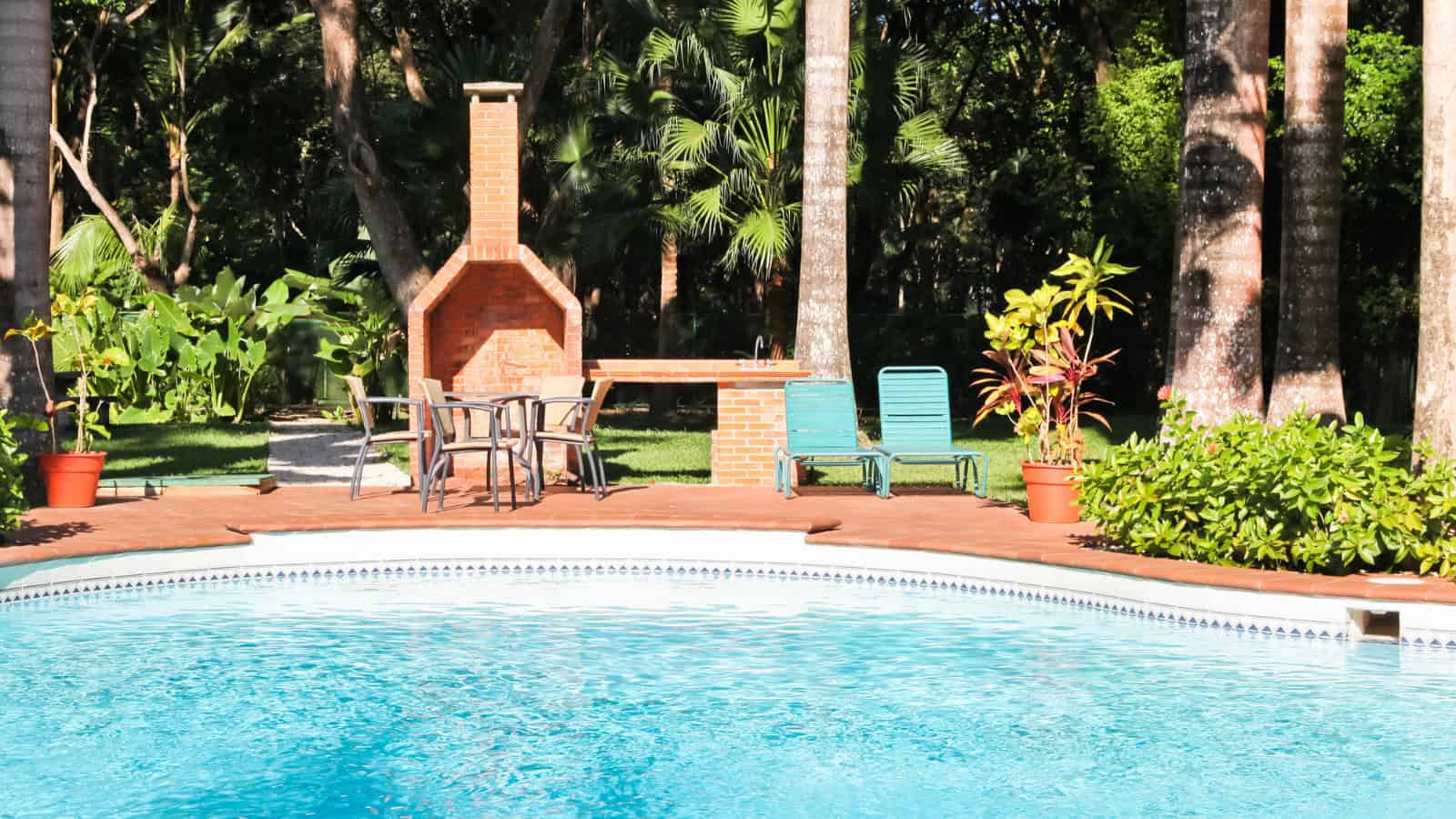 pool surround ideas